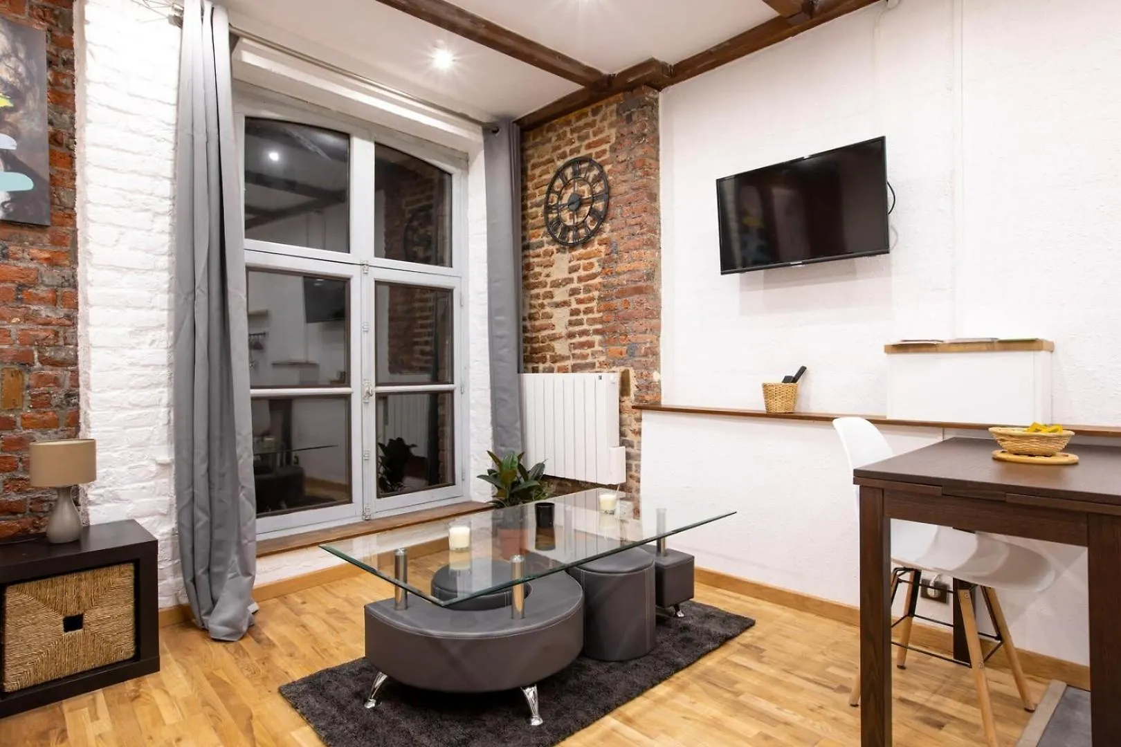 Modern And Functional Studio In Lille Old Town 0*,  France